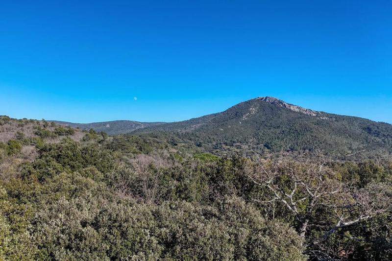 Maison - 185 m² - 4 pièces