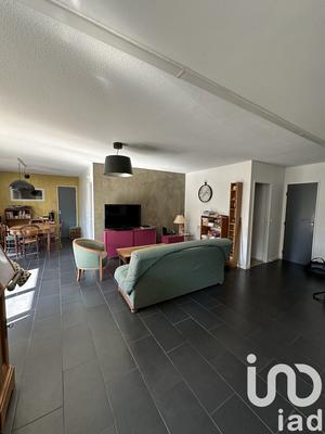 Appartement - 95 m² - 5 pièces