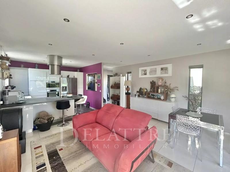 Villa - 30 m² - 5 pièces