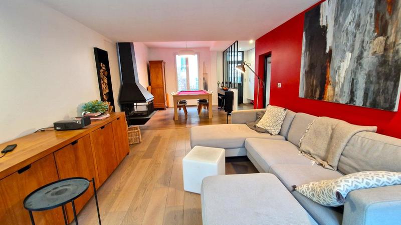 Maison - 195 m² - 5 pièces