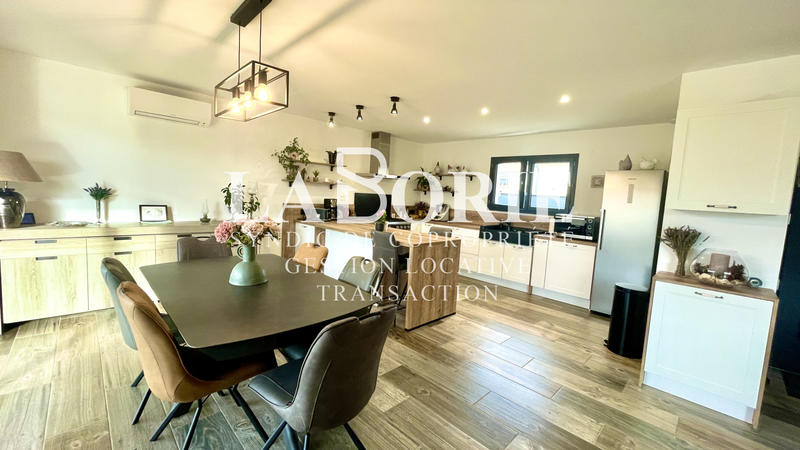 Maison - 120 m² - 4 pièces