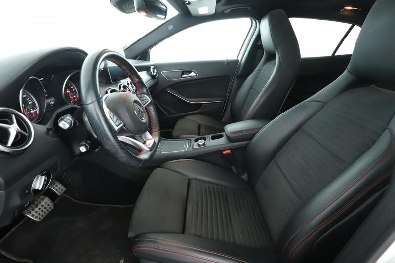 Mercedes Gla 180 Fascination 7g-Dct 122 ch