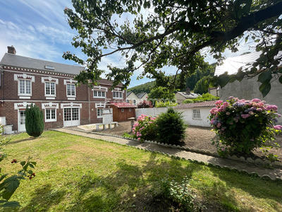 Maison - 104 m² - 5 pièces