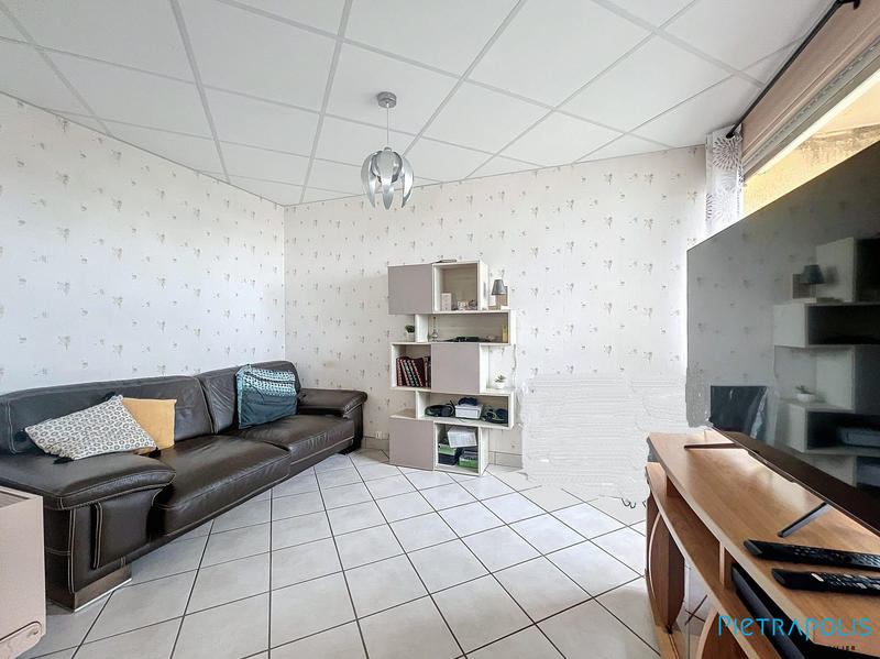Appartement - 77 m² - 3 pièces