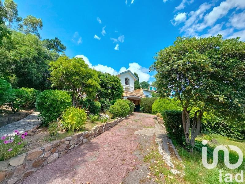 Maison - 146 m² - 7 pièces