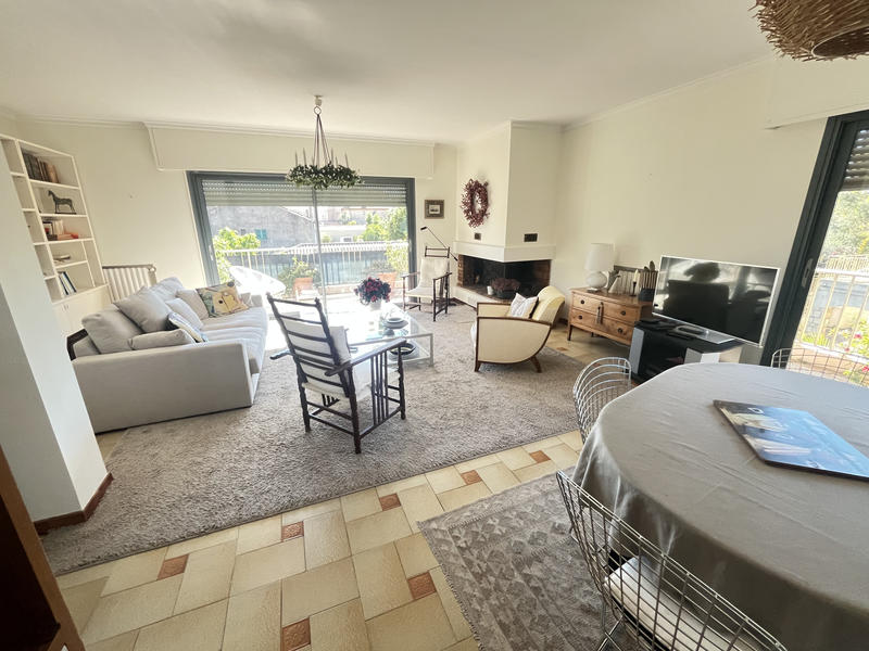 Appartement - 127 m² - 5 pièces