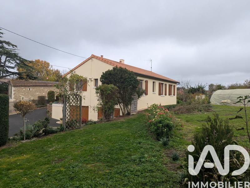 Maison - 92 m² - 5 pièces