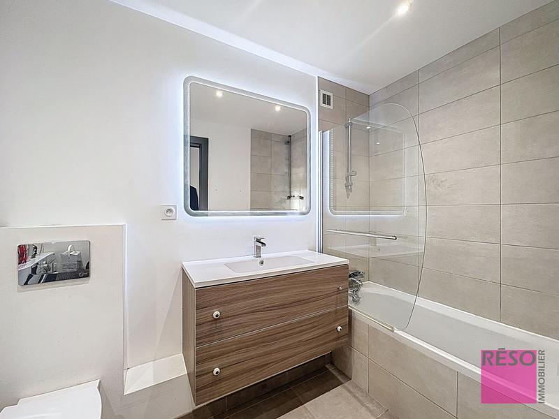 Appartement - 106 m² - 4 pièces