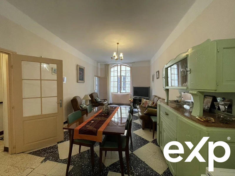 Maison traditionnelle - 92 m² - 4 pièces