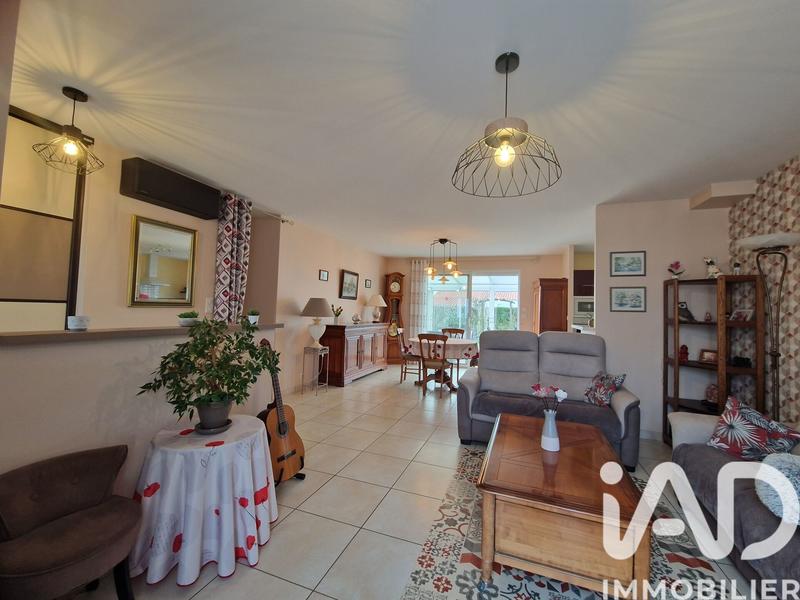 Maison - 96 m² - 5 pièces