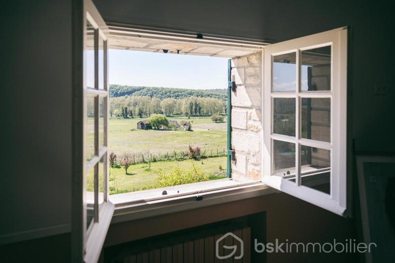 Propriété - 252 m² - 7 pièces