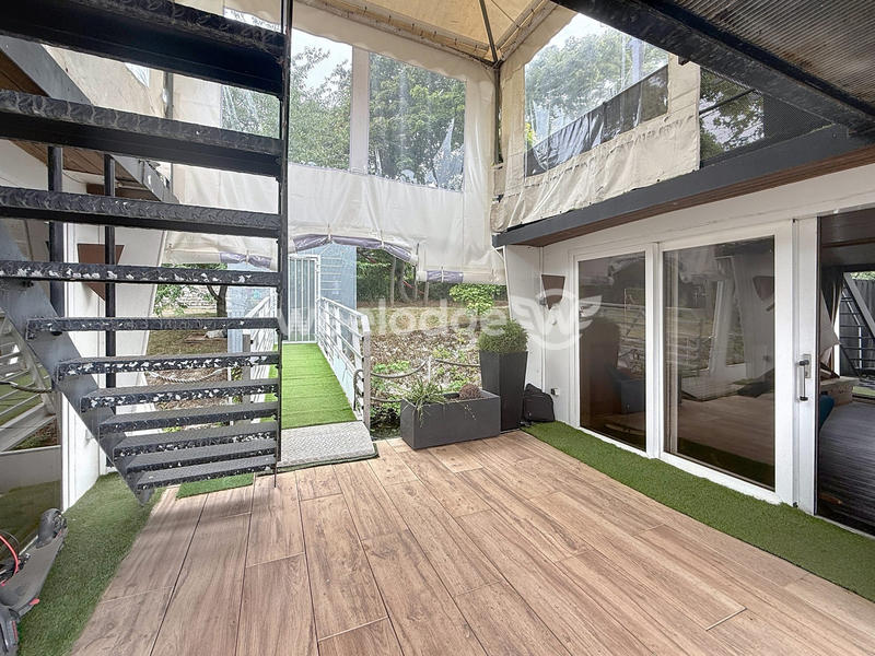 Local d'activités - 200 m²