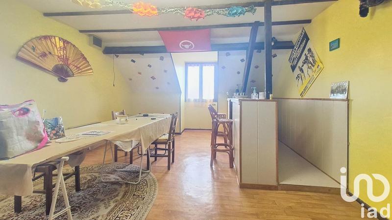 Maison - 229 m² - 9 pièces