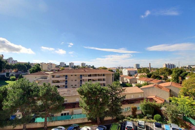 Appartement - 97 m² - 5 pièces