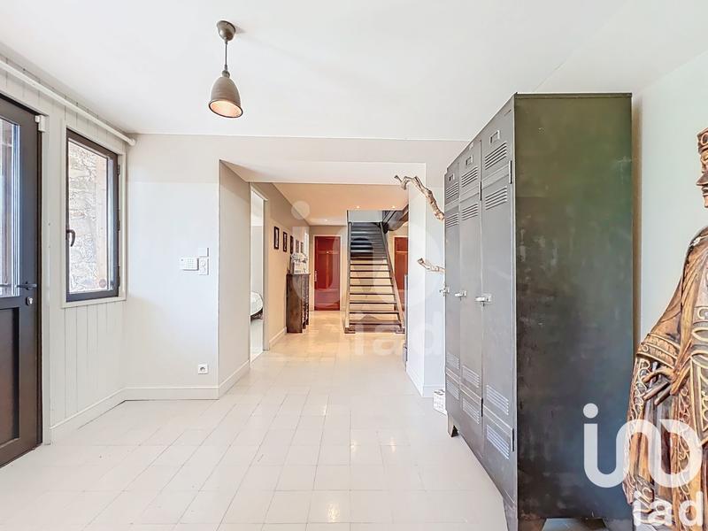 Maison - 270 m² - 5 pièces