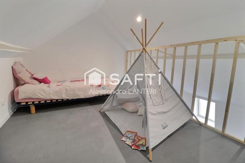 Maison - 111 m² - 4 pièces