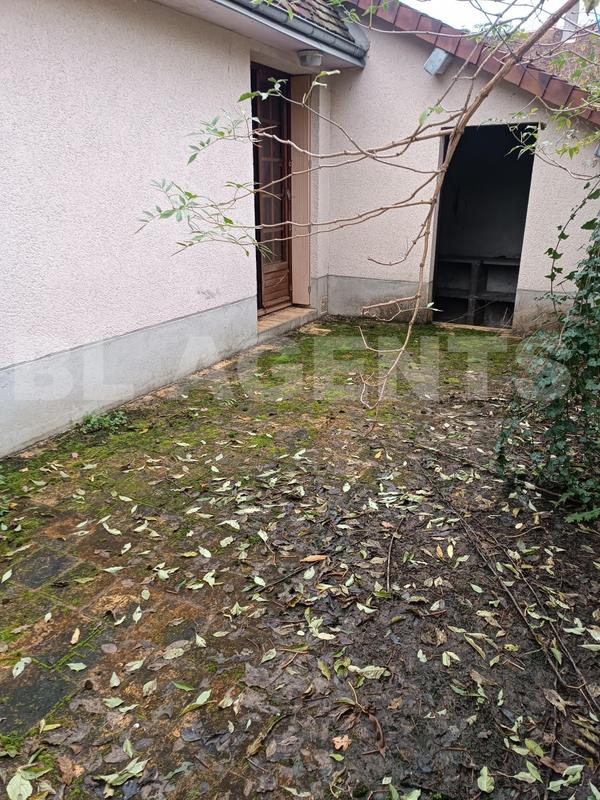 Maison de village - 84 m² - 8 pièces