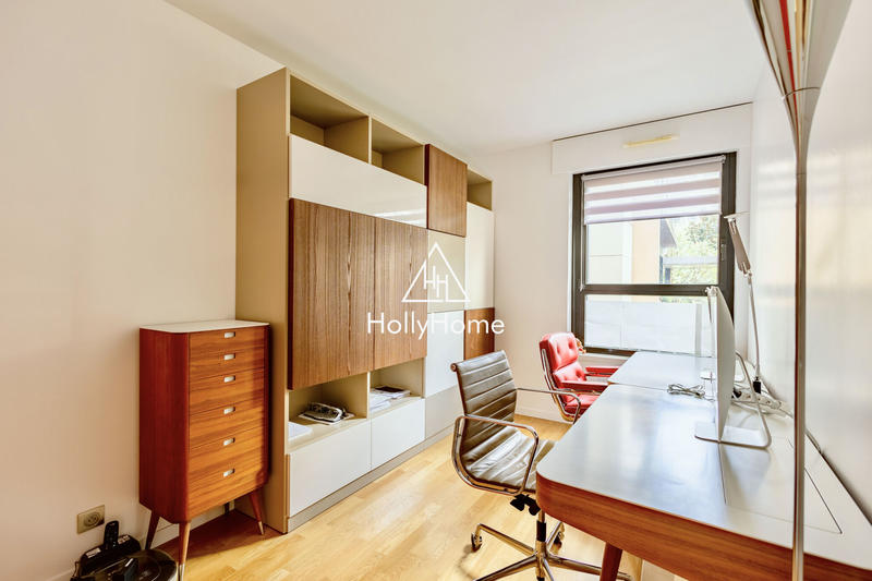 Appartement - 85 m² - 4 pièces