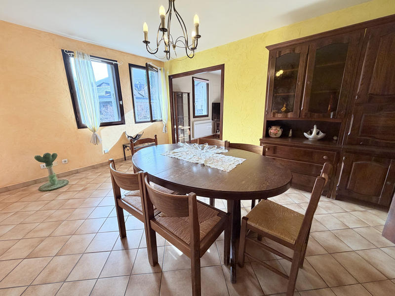 Appartement - 77 m² - 4 pièces