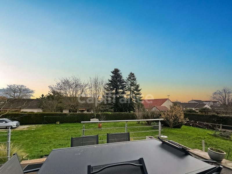 Maison - 168 m² - 6 pièces