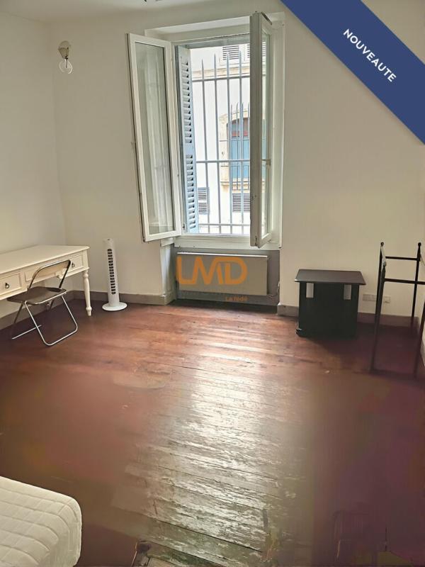 Immeuble - 225 m² - 8 pièces