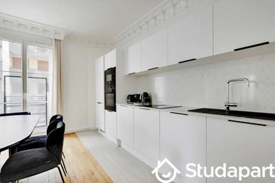 Appartement - 100 m² - 4 pièces