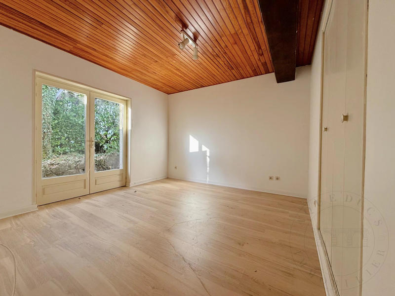 Maison - 168 m² - 7 pièces