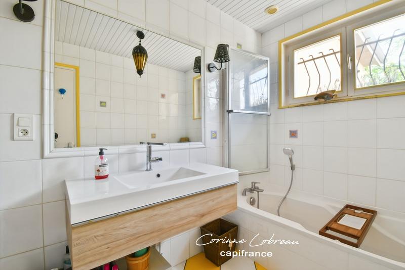 Villa - 160 m² - 6 pièces