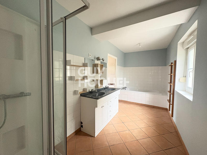 Maison - 133 m² - 5 pièces