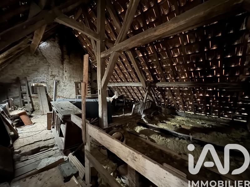 Maison - 218 m² - 7 pièces