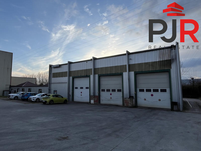 Local d'activités - 462 m²