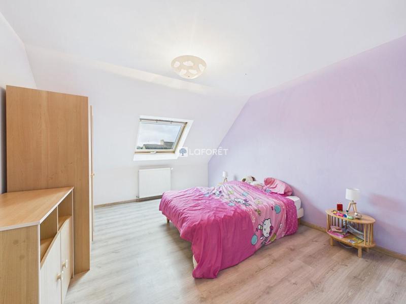 Propriété - 240 m² - 8 pièces