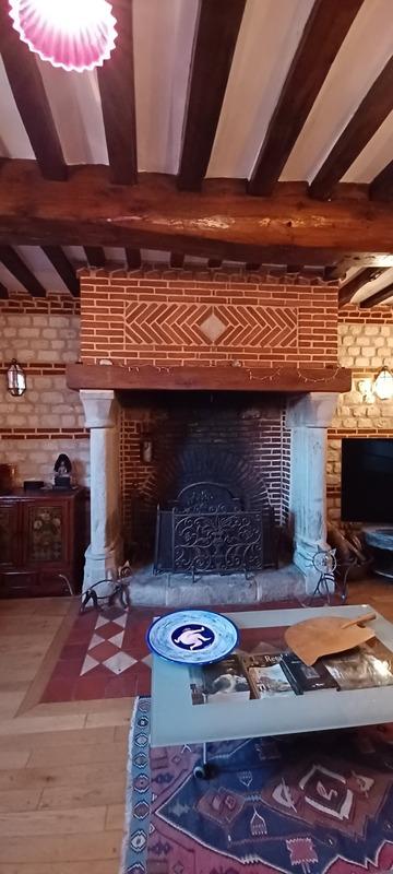 Maison - 202 m² - 9 pièces