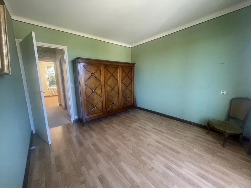 Maison - 228 m² - 9 pièces