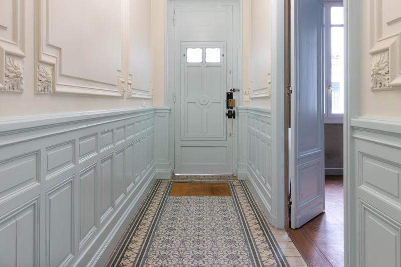 Maison - 292 m² - 10 pièces