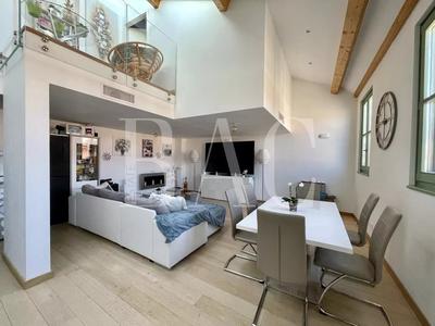 Duplex - 155 m² - 5 pièces