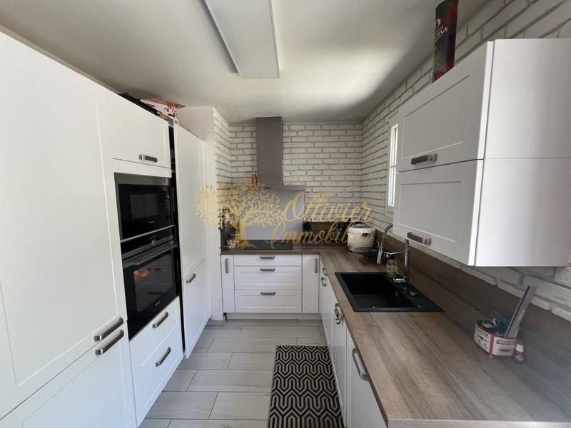 Pavillon - 80 m² - 5 pièces