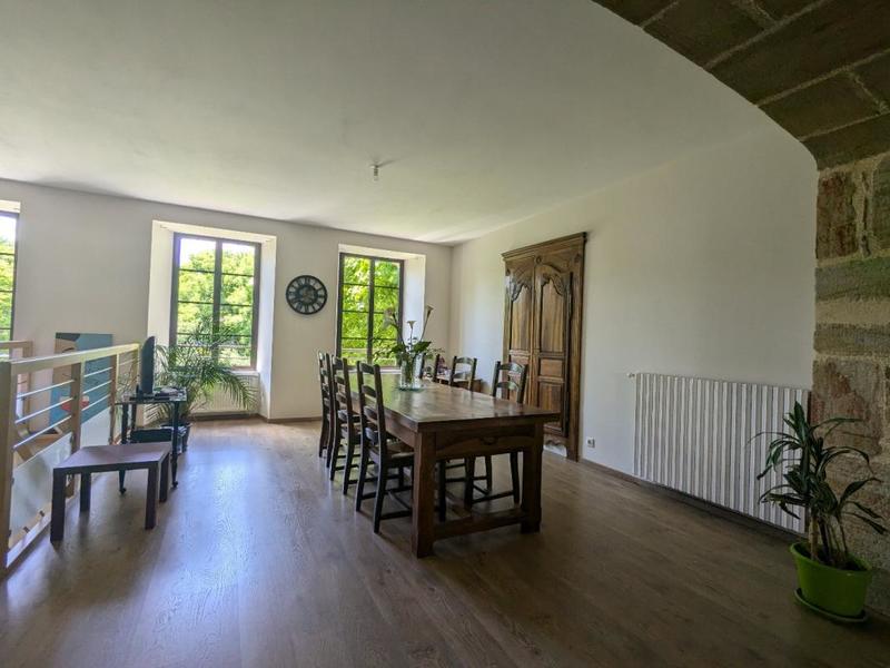 Maison de maîtres - 234 m² - 5 pièces