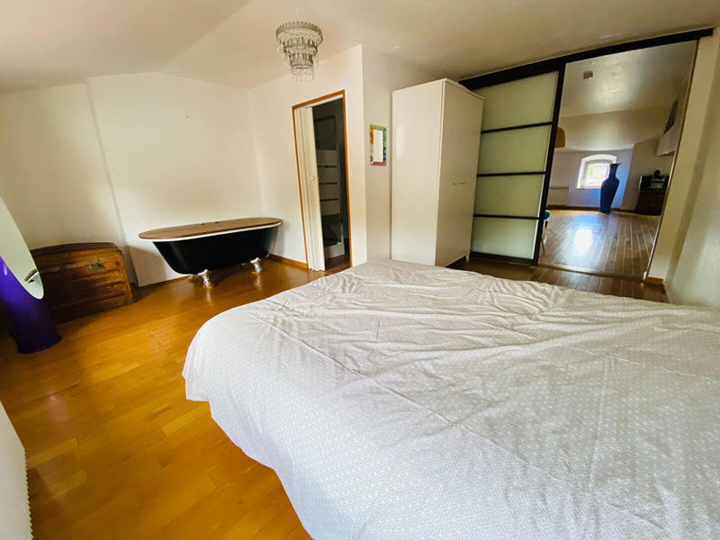 Appartement - 296 m² - 7 pièces