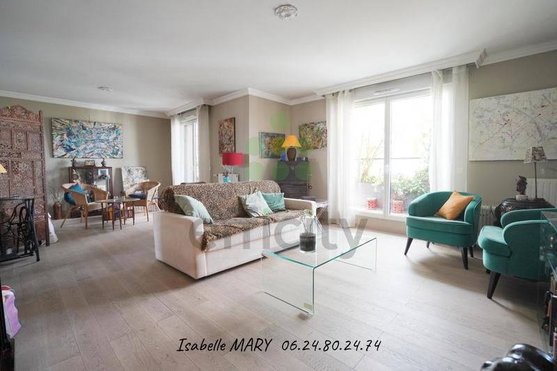 Appartement - 90 m² - 3 pièces