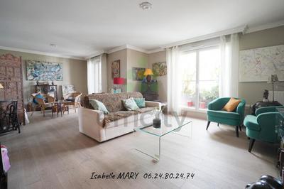 Appartement - 90 m² - 3 pièces