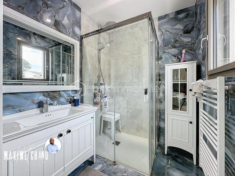 Maison - 190 m² - 6 pièces