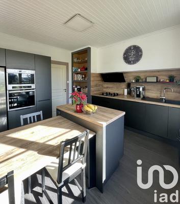 Maison de ville - 90 m² - 7 pièces