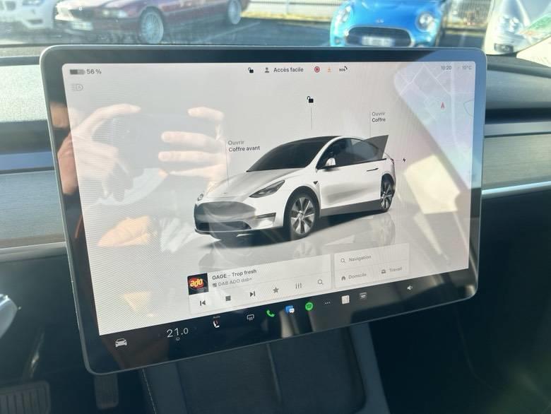 Tesla Model y Standard Rwd