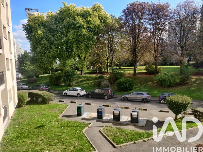 Appartement - 86 m² - 6 pièces