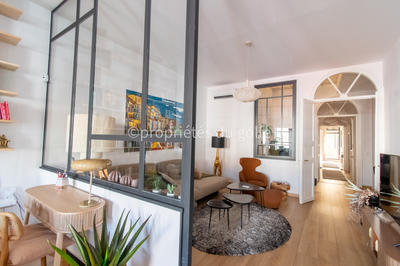 Appartement - 207 m² - 7 pièces