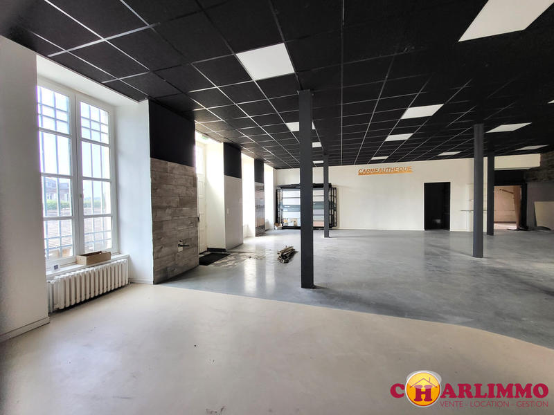 Local d'activités - 297 m² - 3 pièces