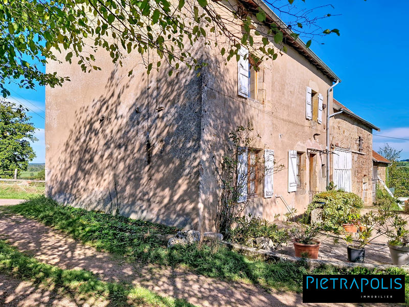 Maison ancienne - 100 m² - 4 pièces