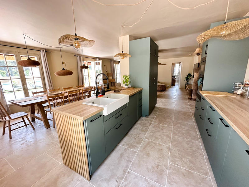 Maison - 173 m² - 8 pièces