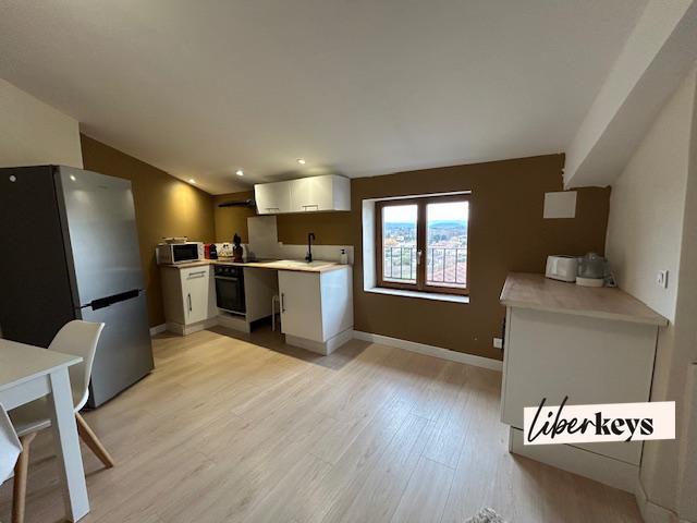 Maison de village - 141 m² - 6 pièces